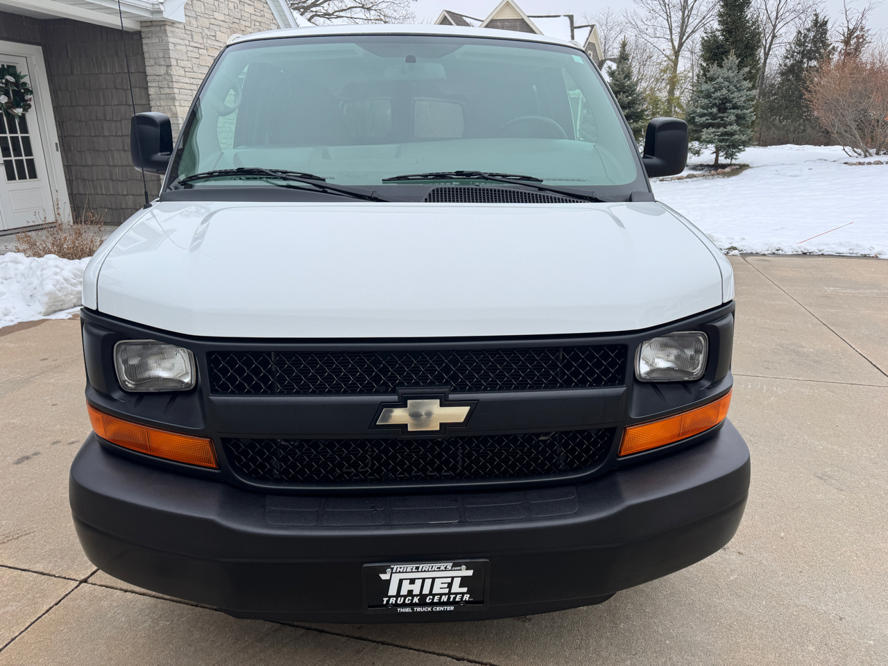 Chevrolet Express Passenger RWD 2500 135" LS 2015