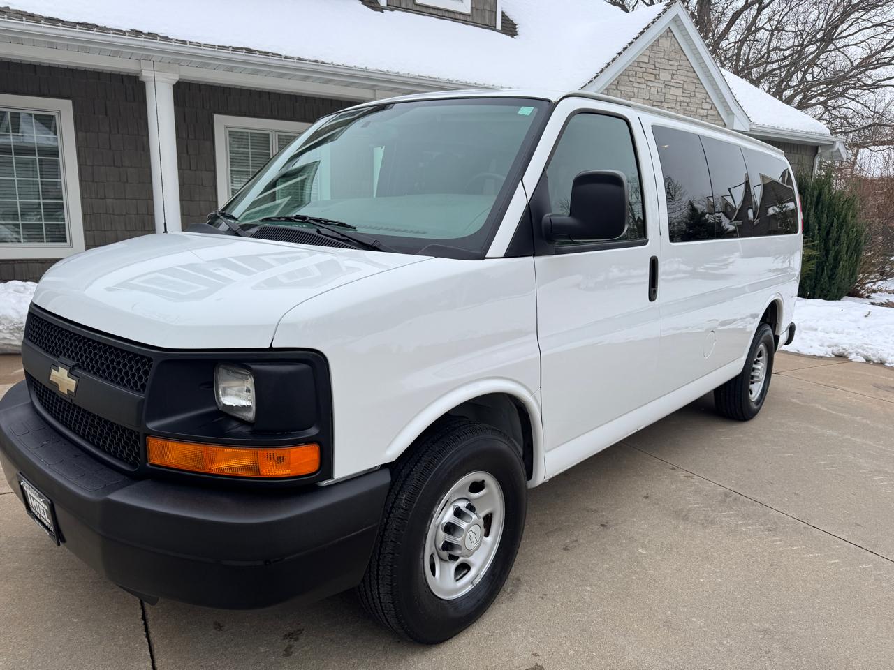 2015 Chevrolet Express 2500 LS RWD