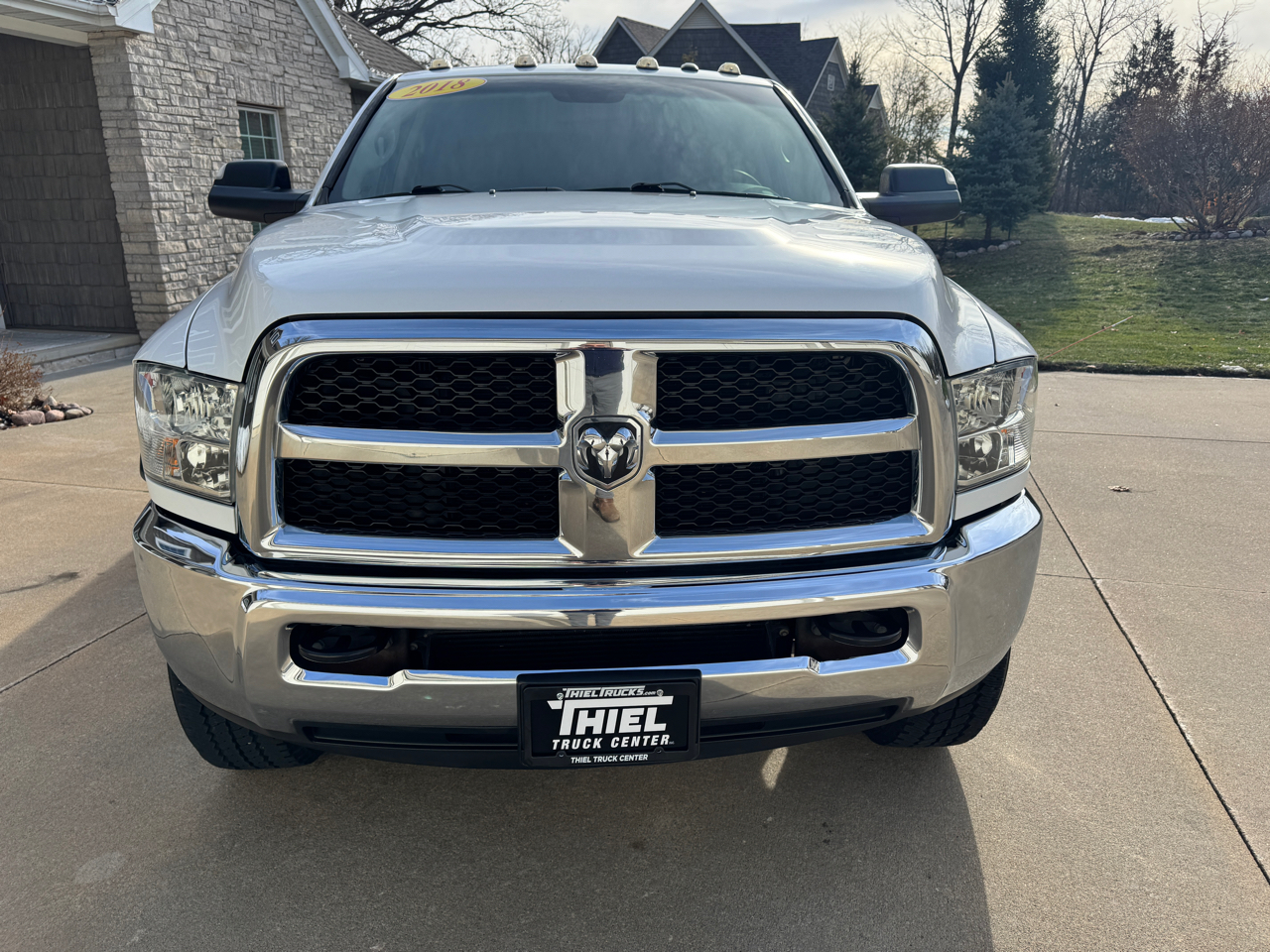 RAM 2500 Tradesman 4x4 Crew Cab 6'4" Box 2018