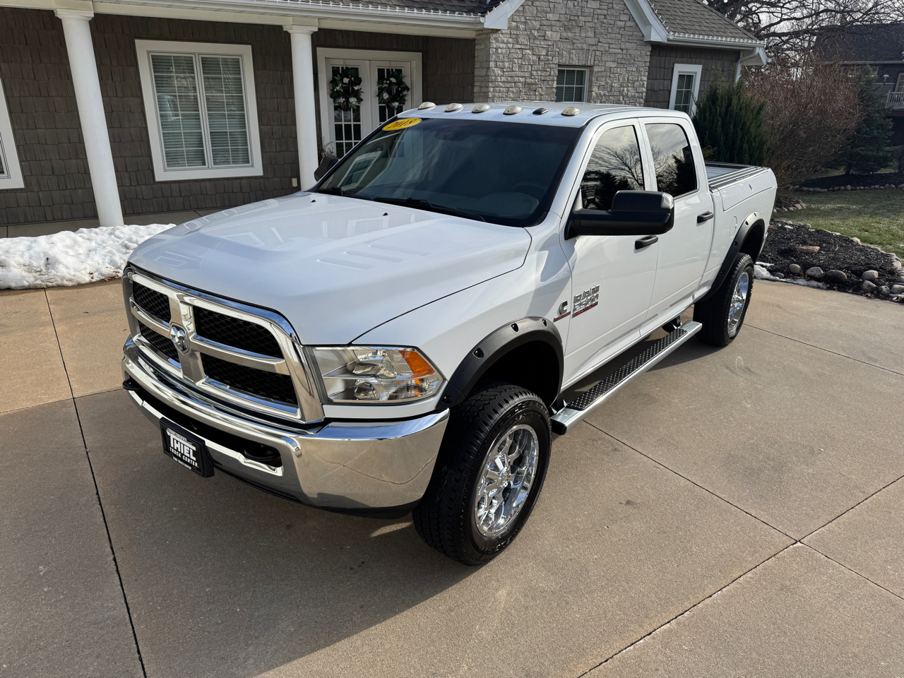 RAM 2500 Tradesman 4x4 Crew Cab 6'4" Box 2018