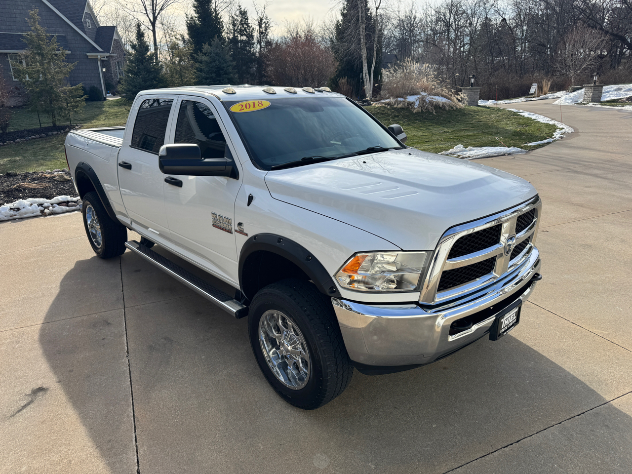 RAM 2500 Tradesman 4x4 Crew Cab 6'4" Box 2018
