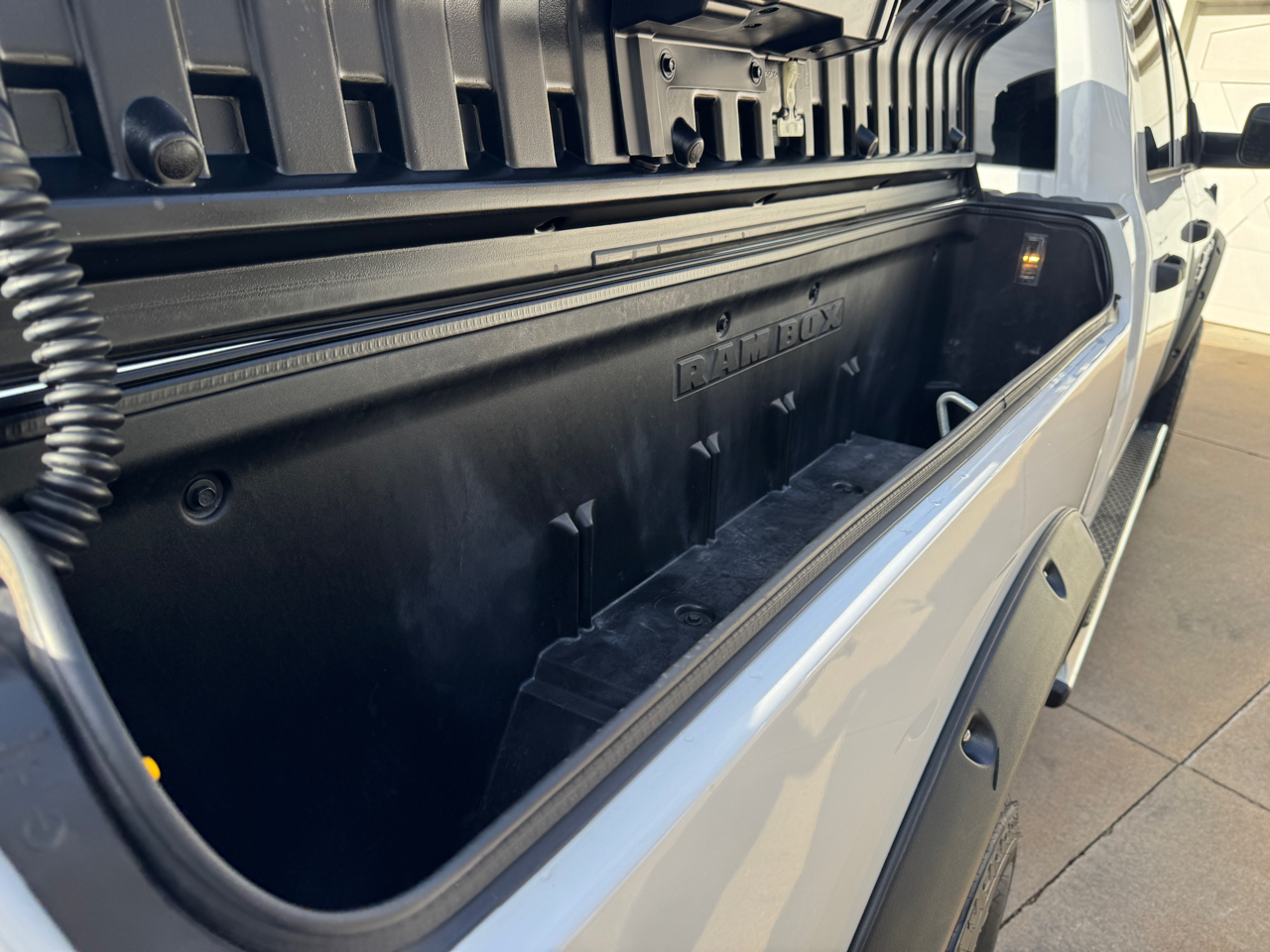 RAM 2500 Tradesman 4x4 Crew Cab 6'4" Box 2018