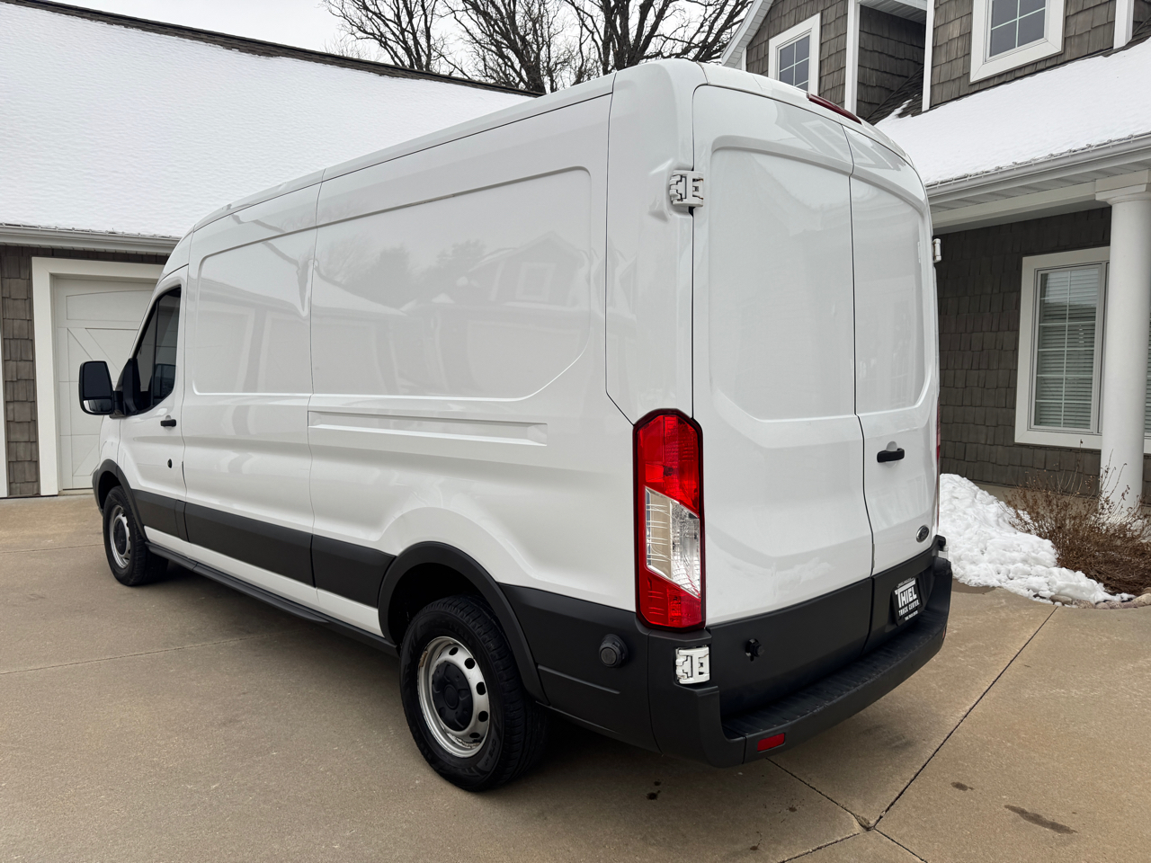 Ford Transit Cargo Van T-250 148" Med Rf 9000 GVWR Sliding RH Dr 2015