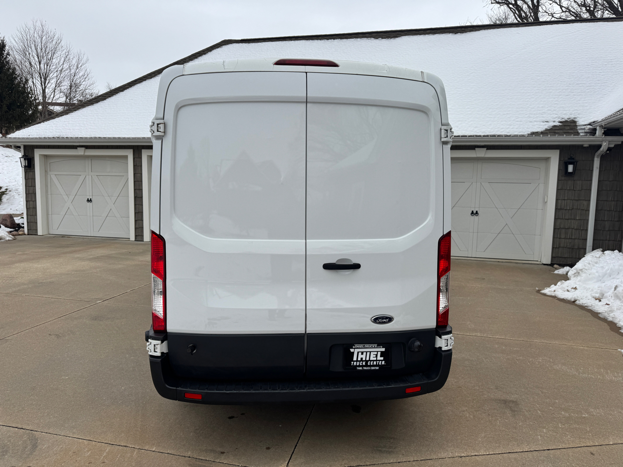 Ford Transit Cargo Van T-250 148" Med Rf 9000 GVWR Sliding RH Dr 2015