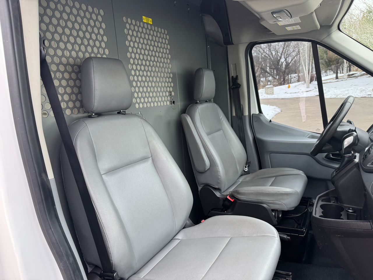 Ford Transit Cargo Van T-250 148" Med Rf 9000 GVWR Sliding RH Dr 2015