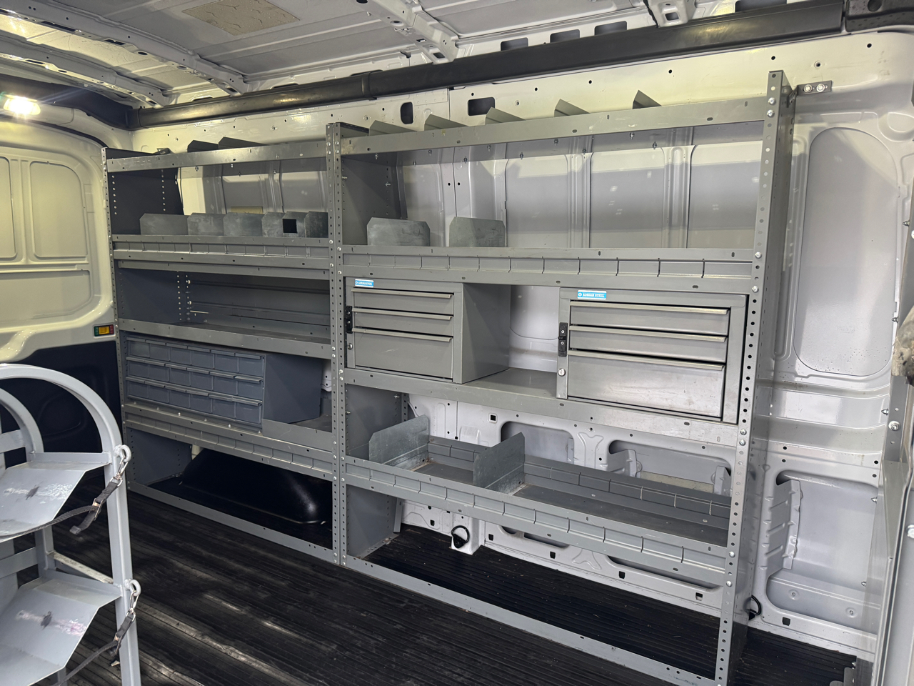 Ford Transit Cargo Van T-250 148" Med Rf 9000 GVWR Sliding RH Dr 2015