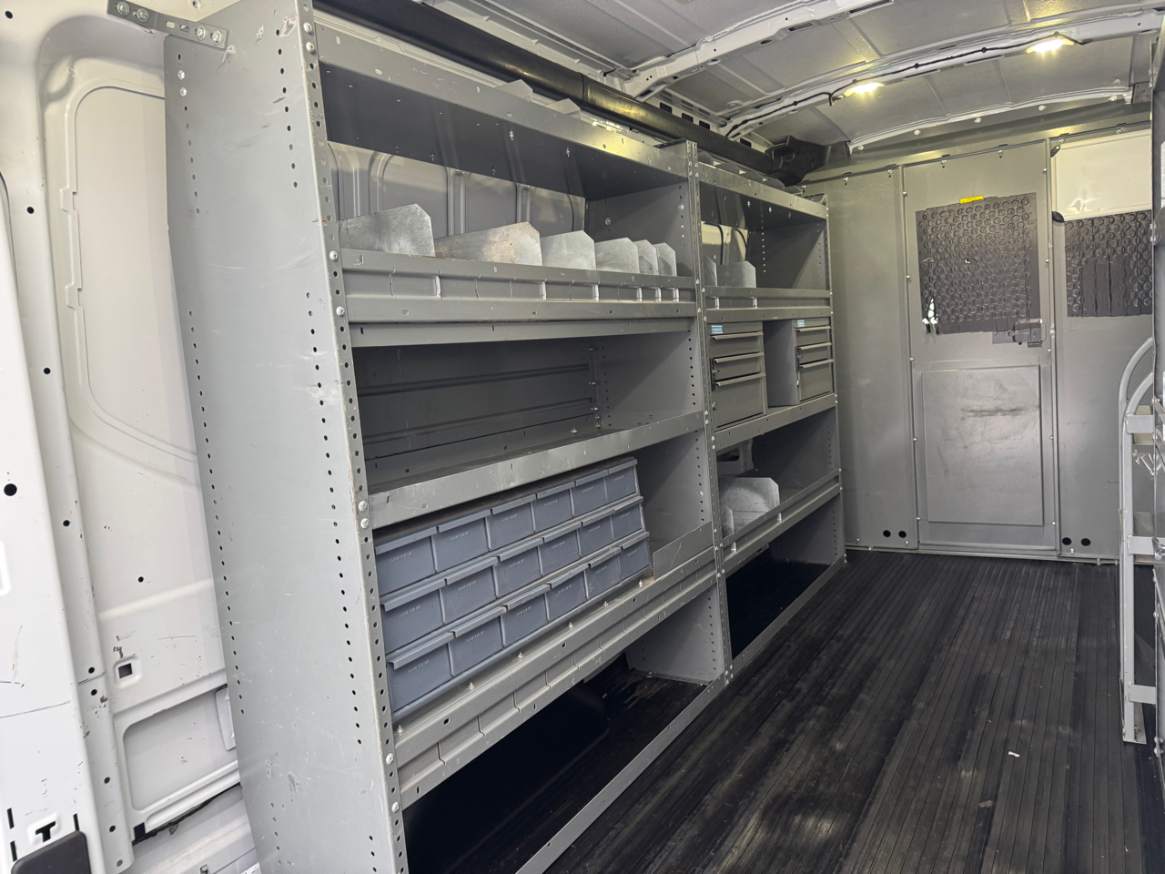 Ford Transit Cargo Van T-250 148" Med Rf 9000 GVWR Sliding RH Dr 2015