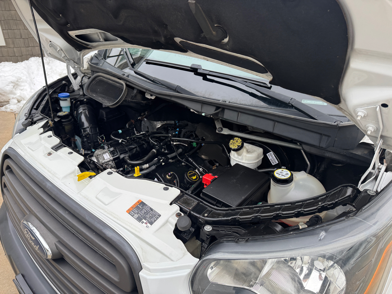 Ford Transit Cargo Van T-250 148" Med Rf 9000 GVWR Sliding RH Dr 2015