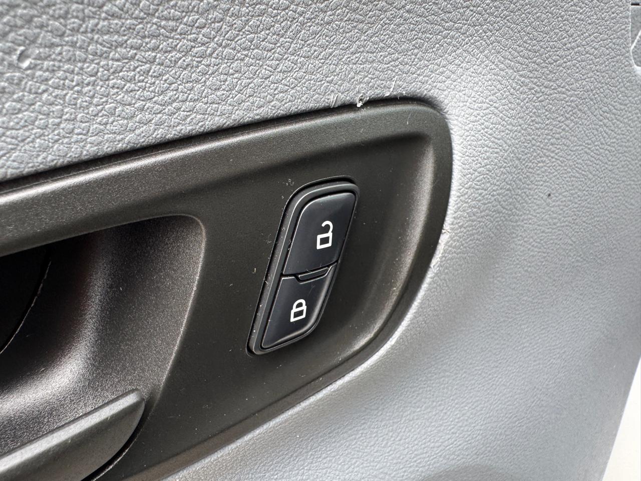 Ford Transit Cargo Van T-250 148" Med Rf 9000 GVWR Sliding RH Dr 2015