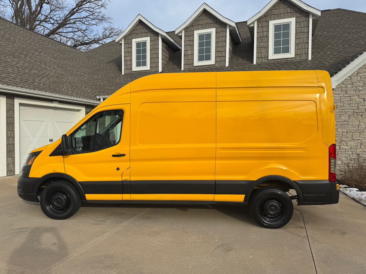 Ford Transit Cargo Van T-250 148" Hi Rf 9070 GVWR RWD 2021