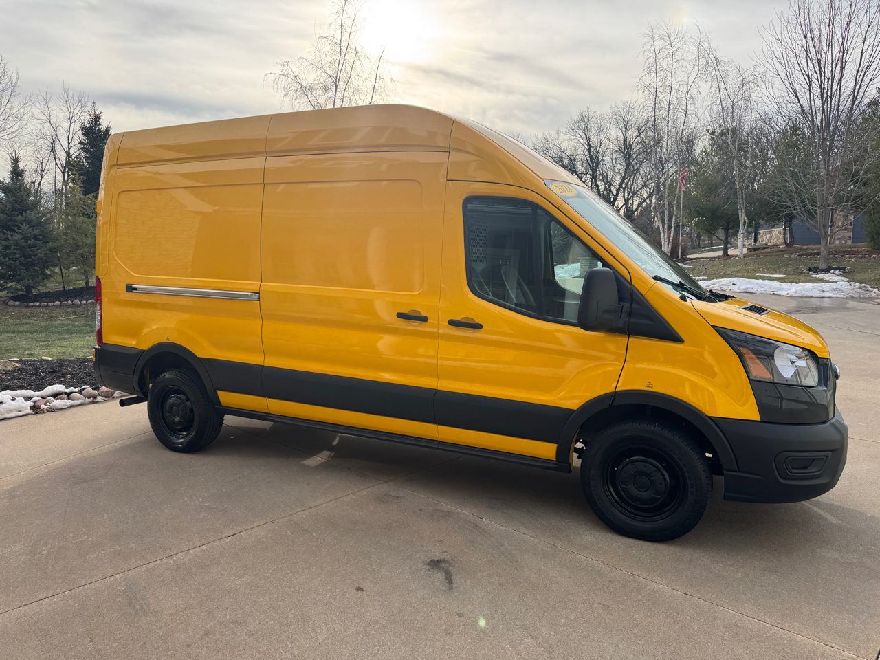 Ford Transit Cargo Van T-250 148" Hi Rf 9070 GVWR RWD 2021