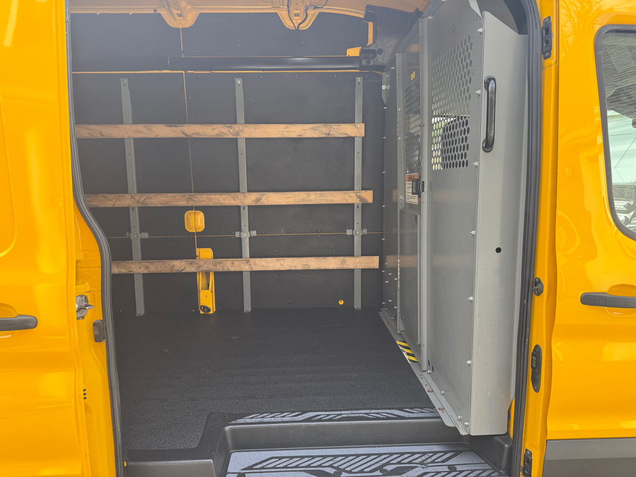 Ford Transit Cargo Van T-250 148" Hi Rf 9070 GVWR RWD 2021