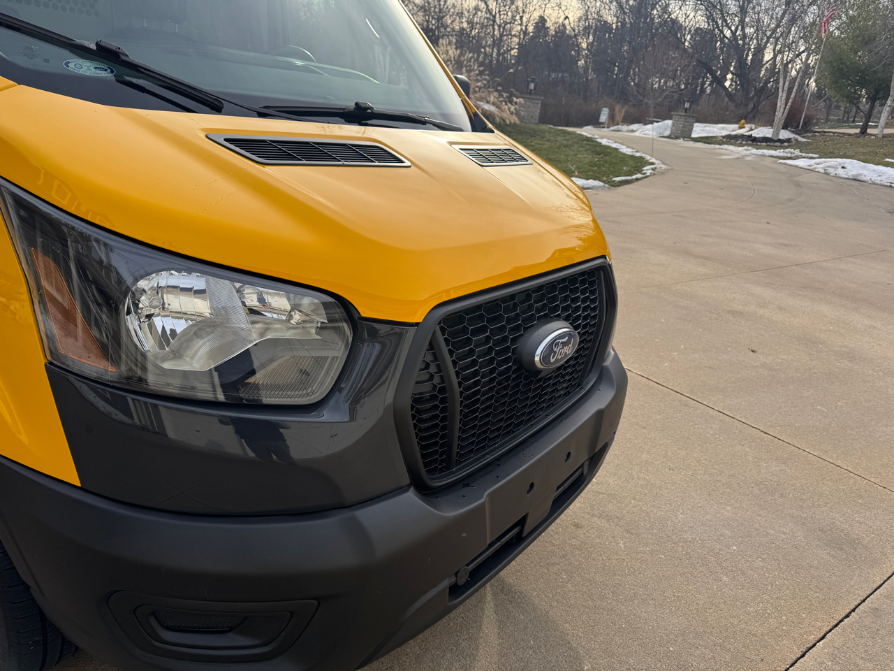 Ford Transit Cargo Van T-250 148" Hi Rf 9070 GVWR RWD 2021