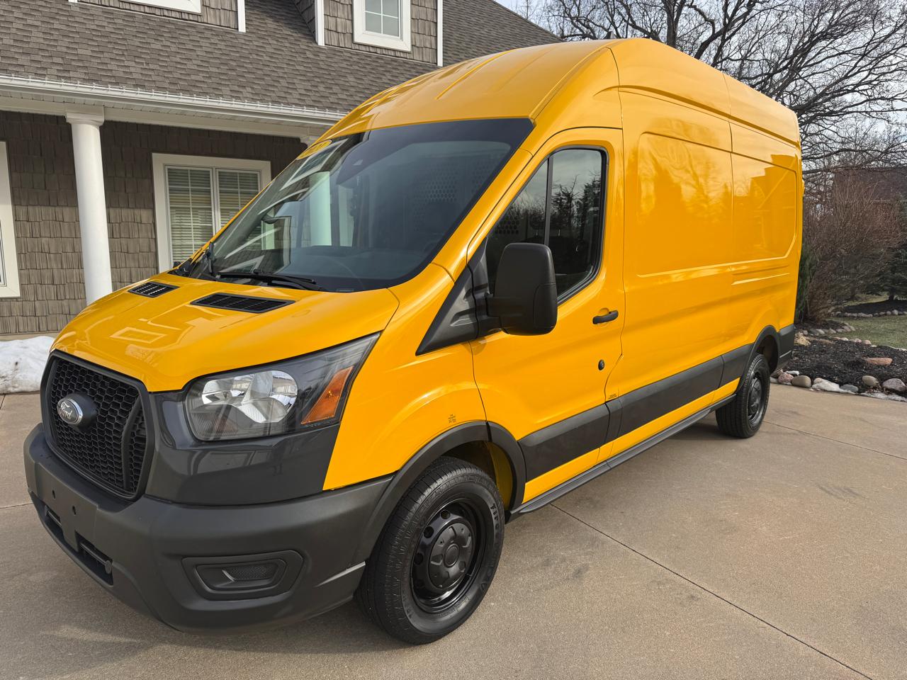 2021 Ford Transit Cargo Van T-250 148" Hi Rf 9070 GVWR RWD