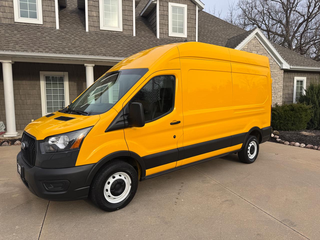 Ford Transit Cargo Van T-250 148" Hi Rf 9070 GVWR RWD 2021