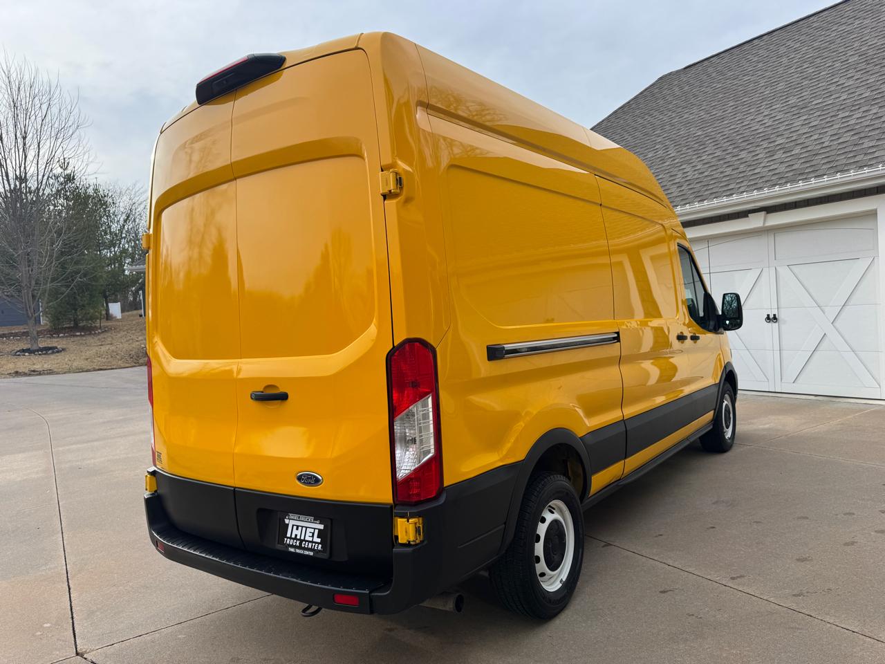 Ford Transit Cargo Van T-250 148" Hi Rf 9070 GVWR RWD 2021