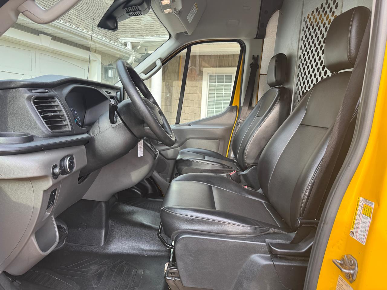 Ford Transit Cargo Van T-250 148" Hi Rf 9070 GVWR RWD 2021