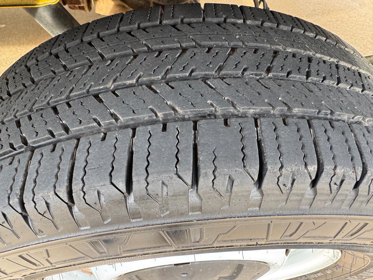 Ford Transit Cargo Van T-250 148" Hi Rf 9070 GVWR RWD 2021