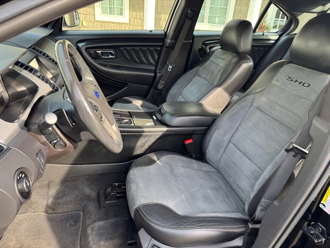 Ford Taurus SHO AWD 2017