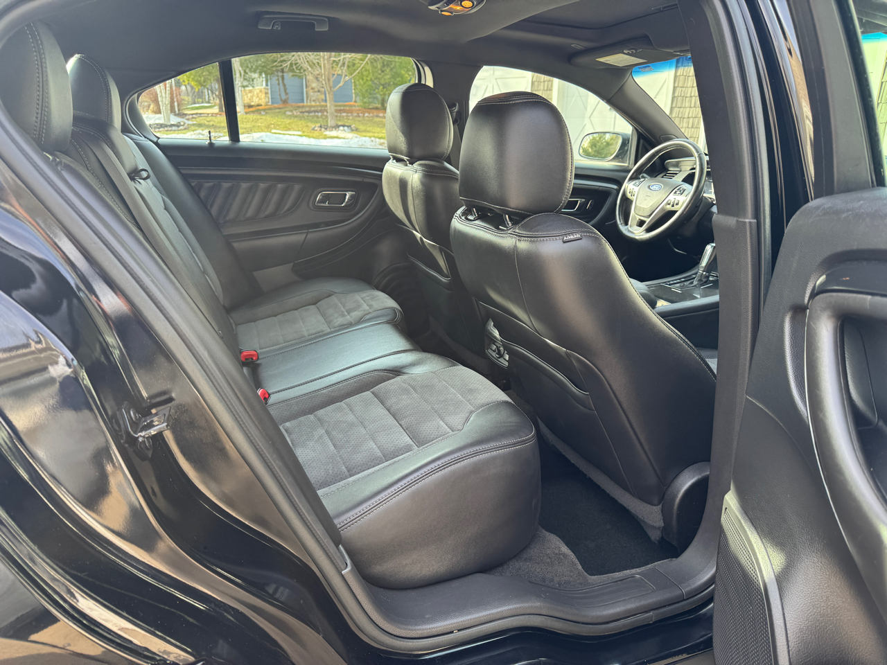 Ford Taurus SHO AWD 2017