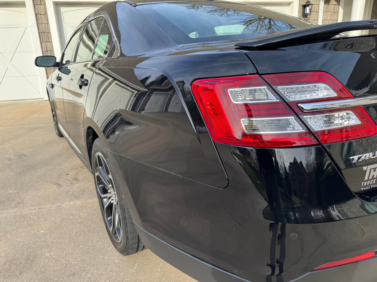 Ford Taurus SHO AWD 2017