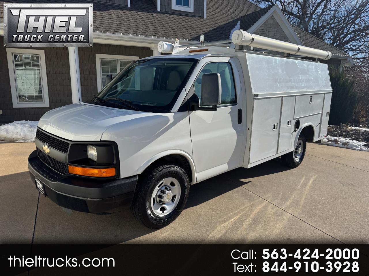 2011 Chevrolet Express Commercial Cutaway RWD 3500 139" WB Work Van