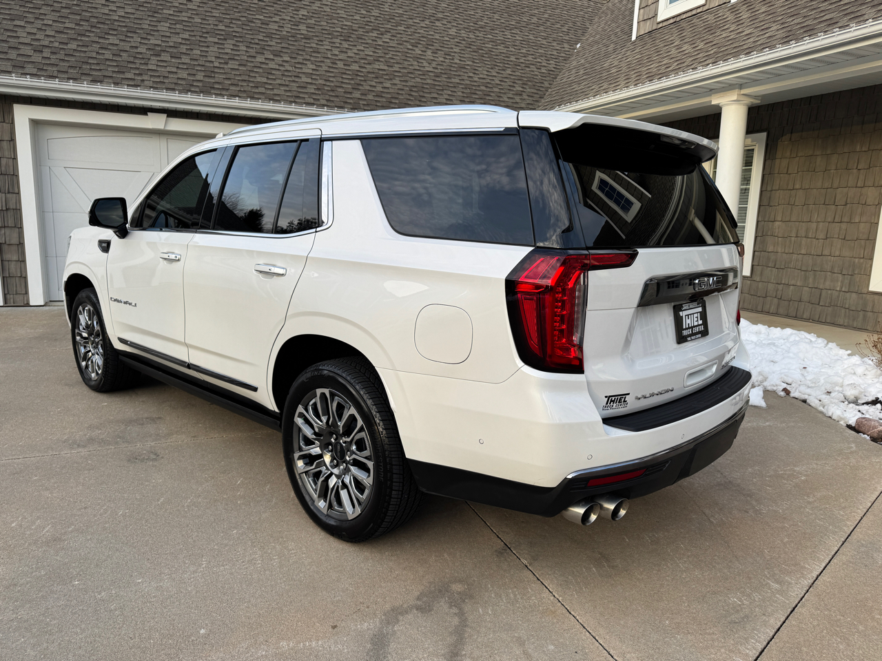 GMC Yukon 4WD 4dr Denali Ultimate 2024
