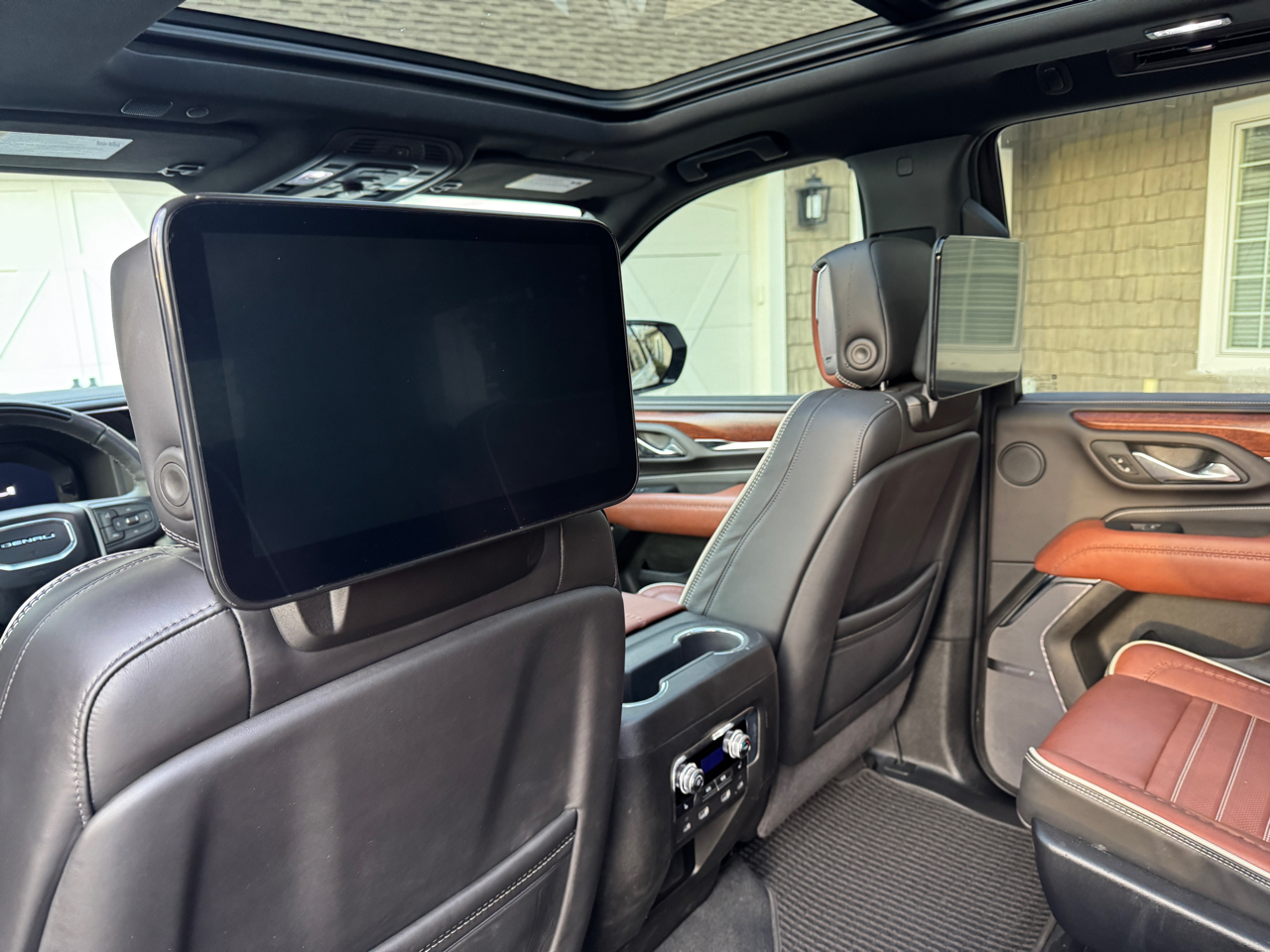 GMC Yukon 4WD 4dr Denali Ultimate 2024