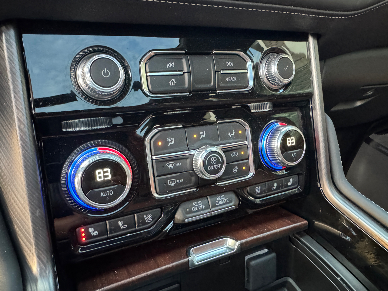 GMC Yukon 4WD 4dr Denali Ultimate 2024