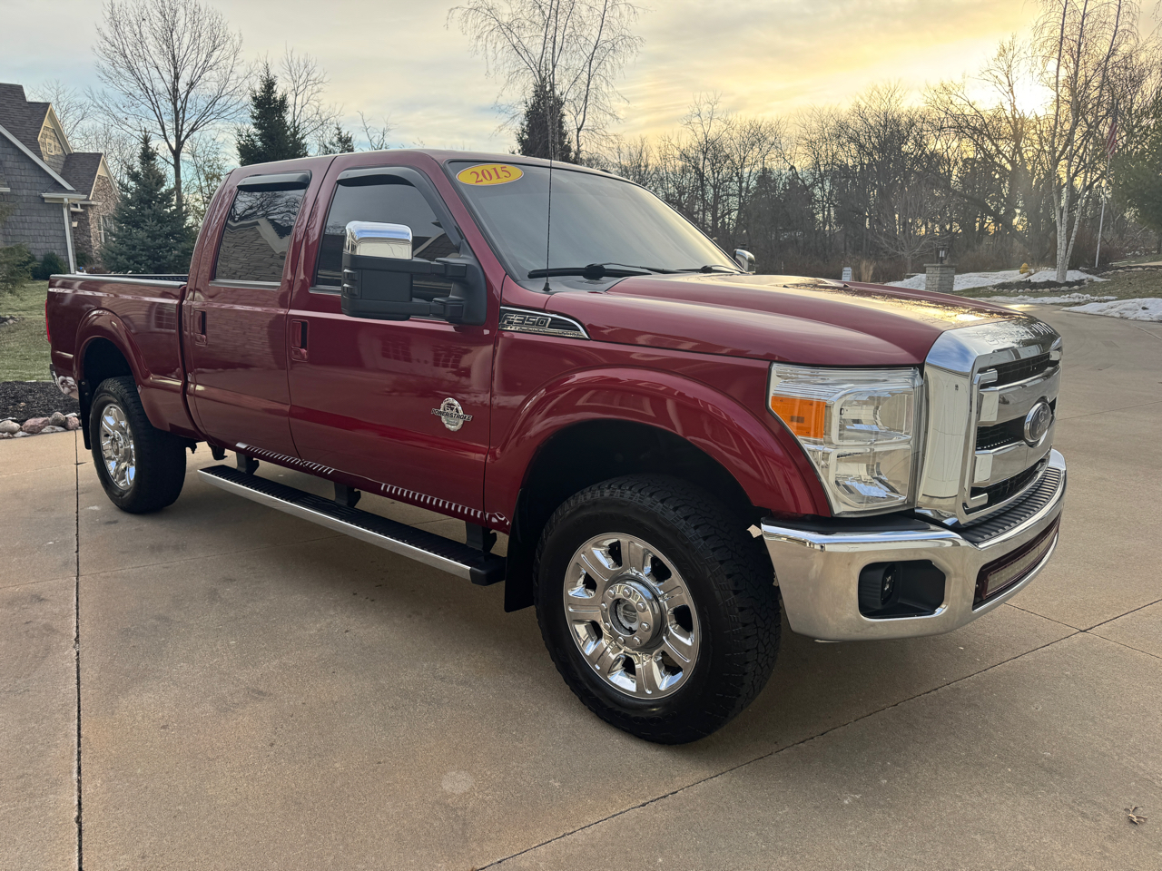 Ford Super Duty F-350 SRW 4WD Crew Cab 156" Lariat 2015