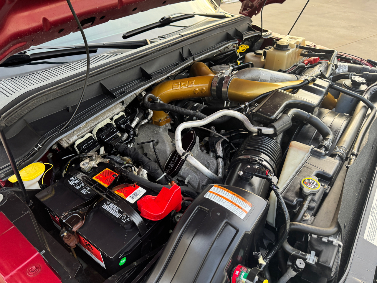 Ford Super Duty F-350 SRW 4WD Crew Cab 156" Lariat 2015