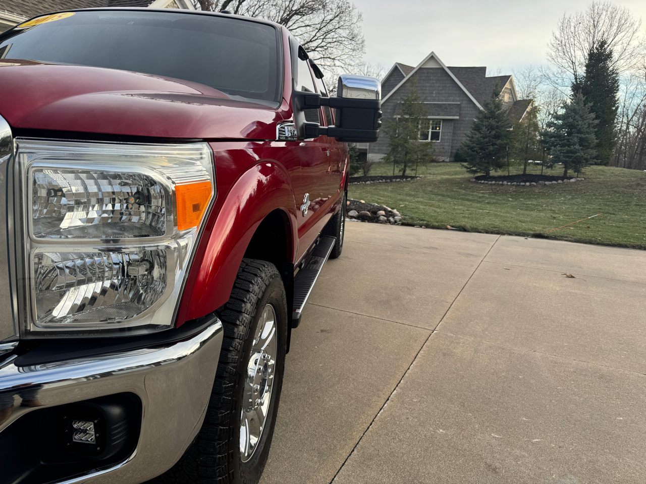 Ford Super Duty F-350 SRW 4WD Crew Cab 156" Lariat 2015