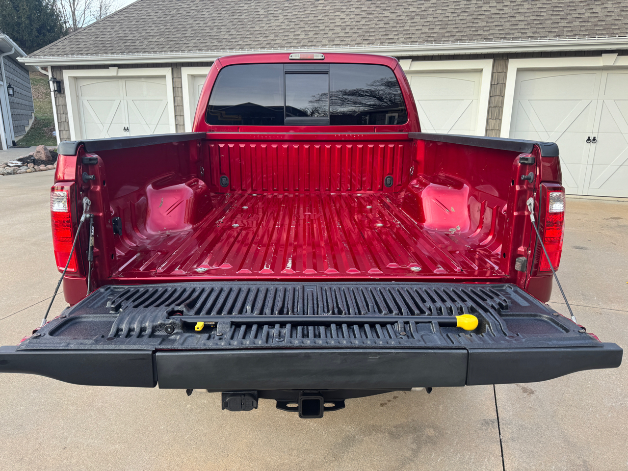 Ford Super Duty F-350 SRW 4WD Crew Cab 156" Lariat 2015