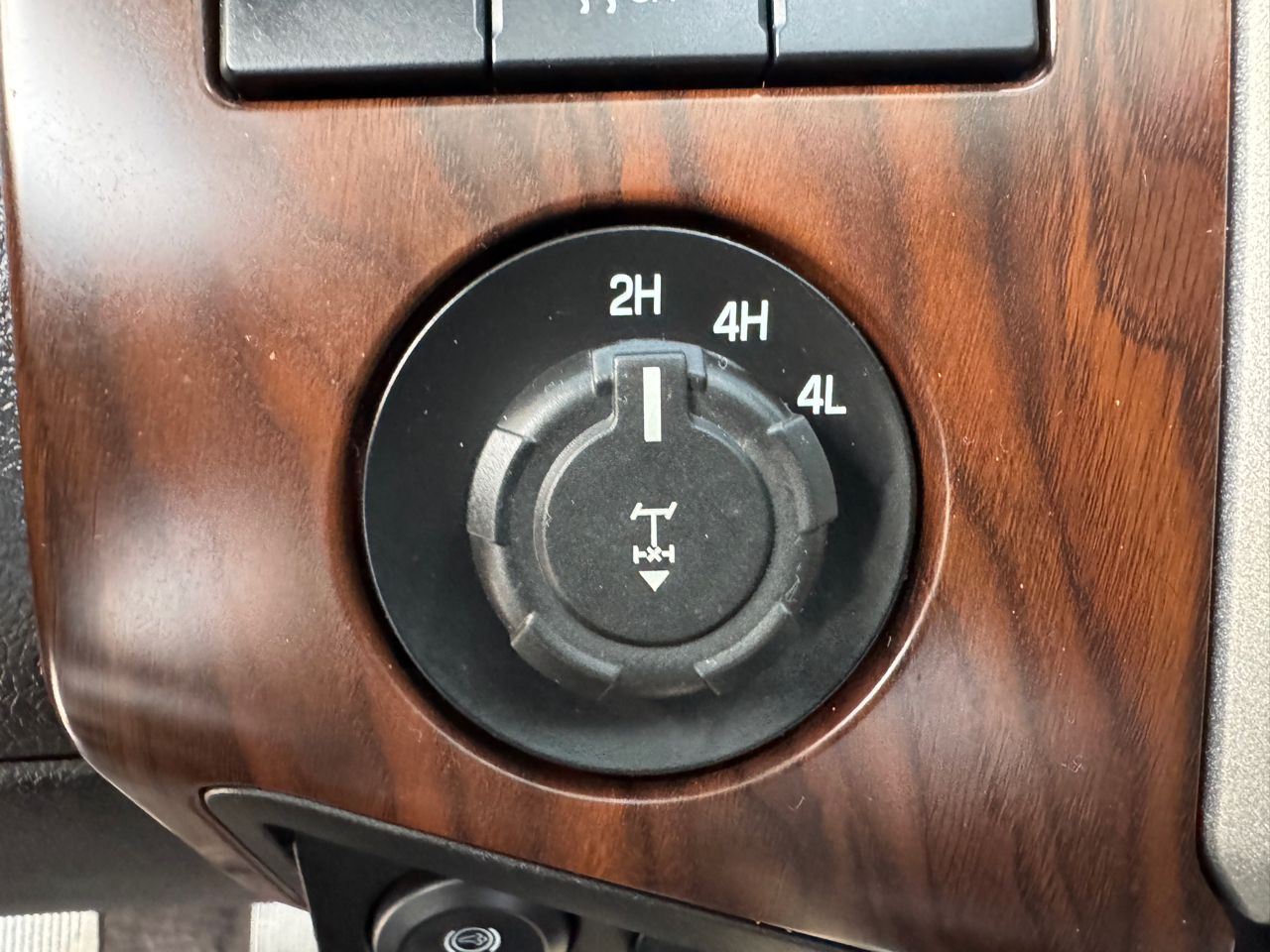 Ford Super Duty F-350 SRW 4WD Crew Cab 156" Lariat 2015