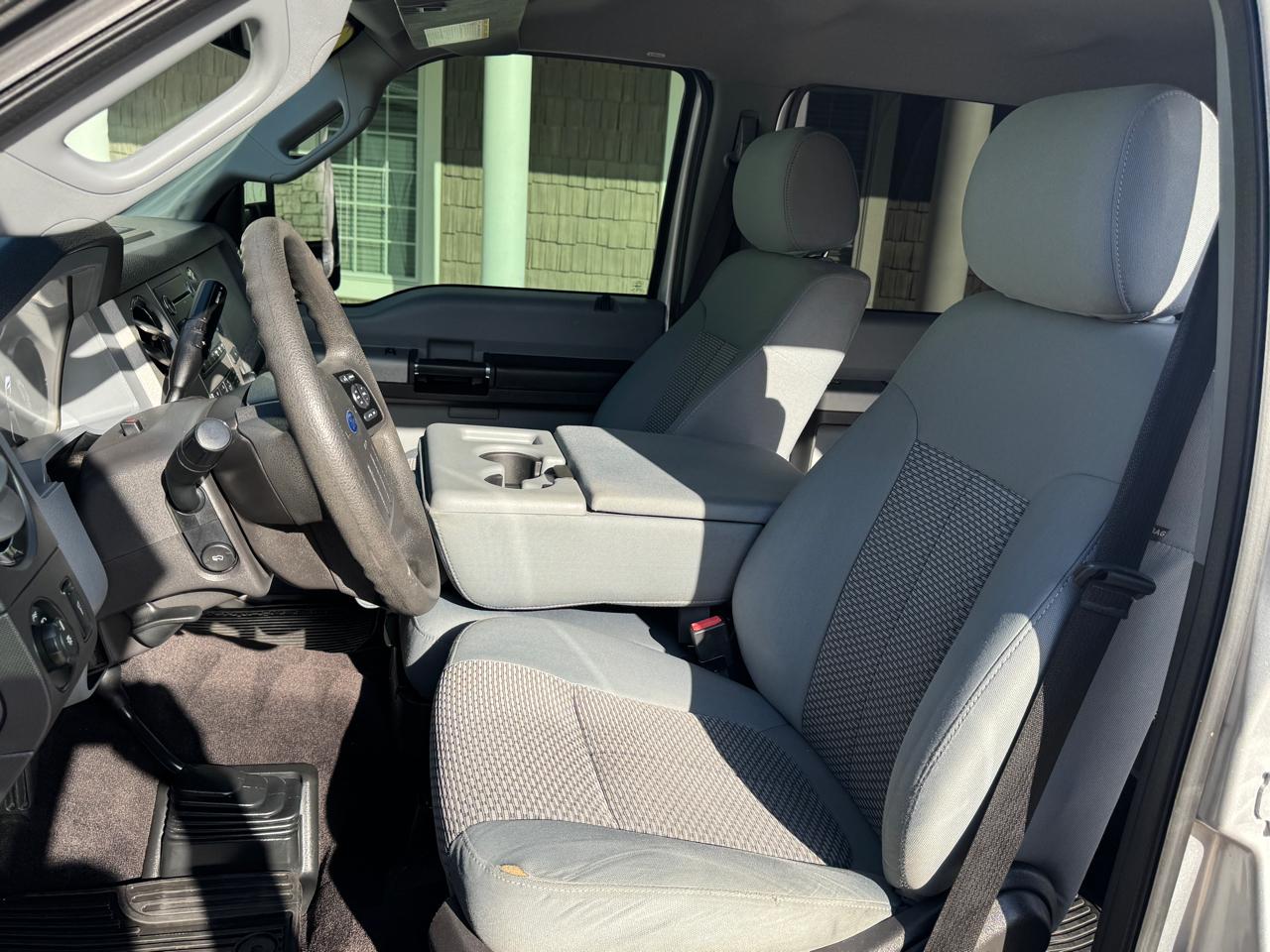 Ford Super Duty F-350 SRW 4WD Crew Cab 156" XLT 2015