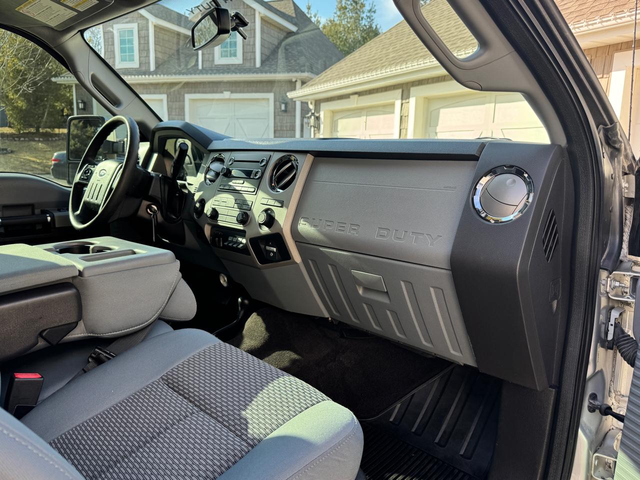 Ford Super Duty F-350 SRW 4WD Crew Cab 156" XLT 2015