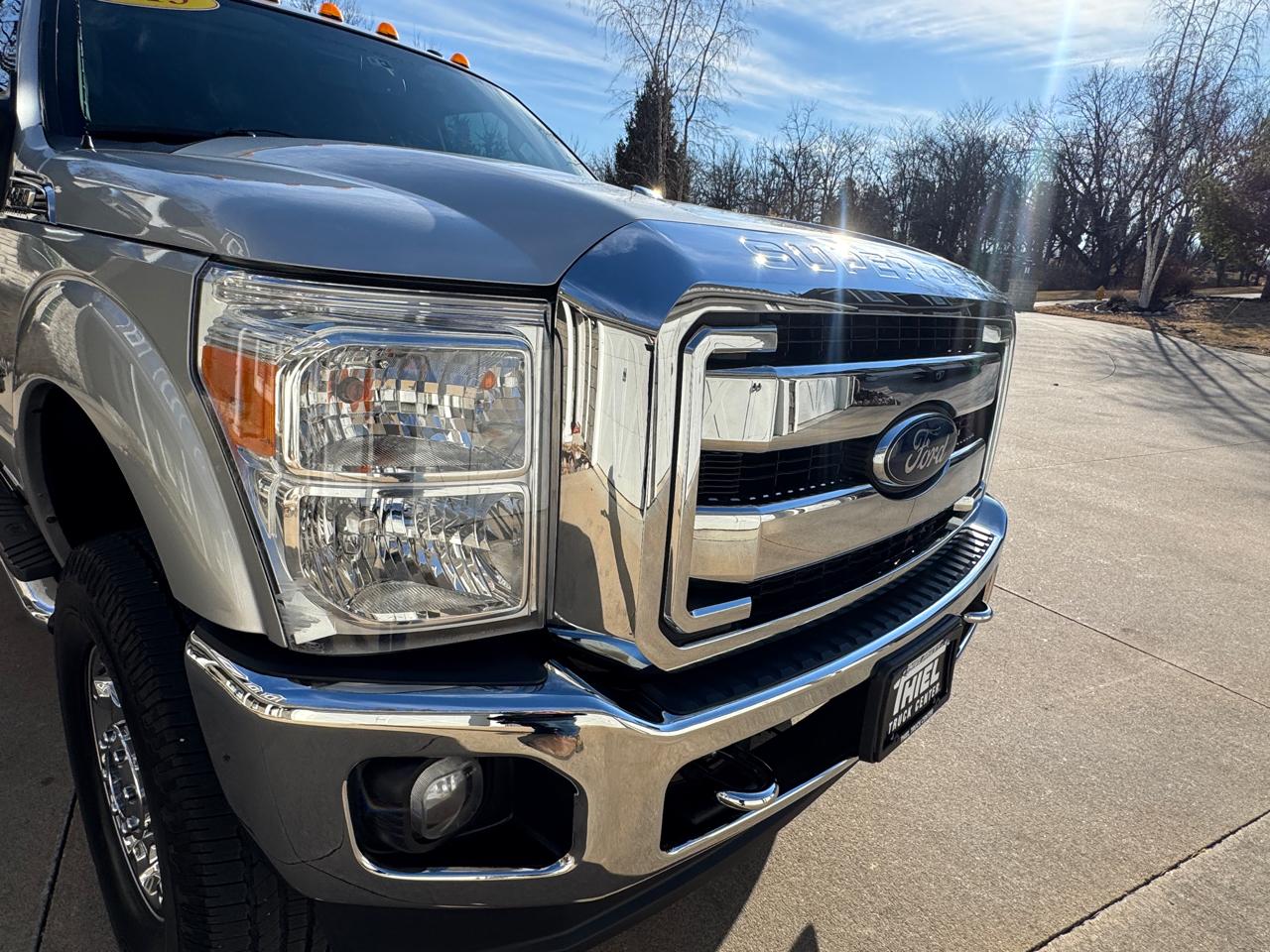 Ford Super Duty F-350 SRW 4WD Crew Cab 156" XLT 2015