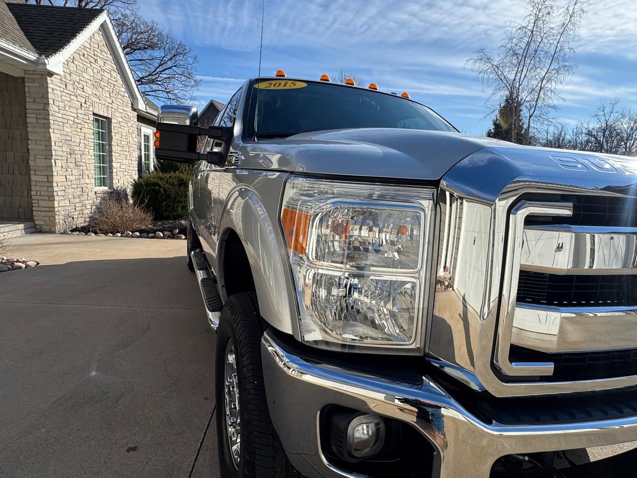 Ford Super Duty F-350 SRW 4WD Crew Cab 156" XLT 2015