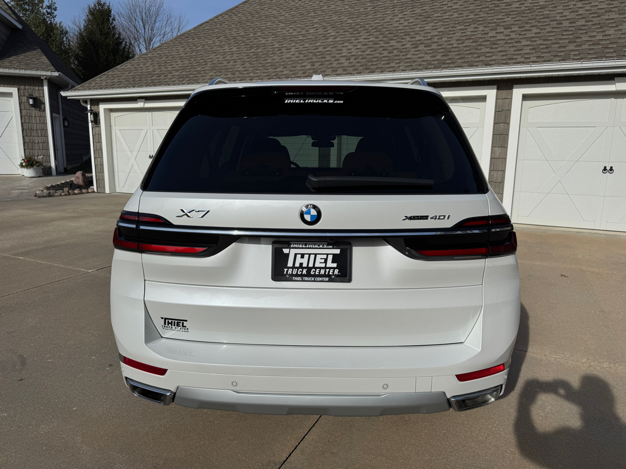 BMW X7 xDrive40i Sports Activity Vehicle 2024