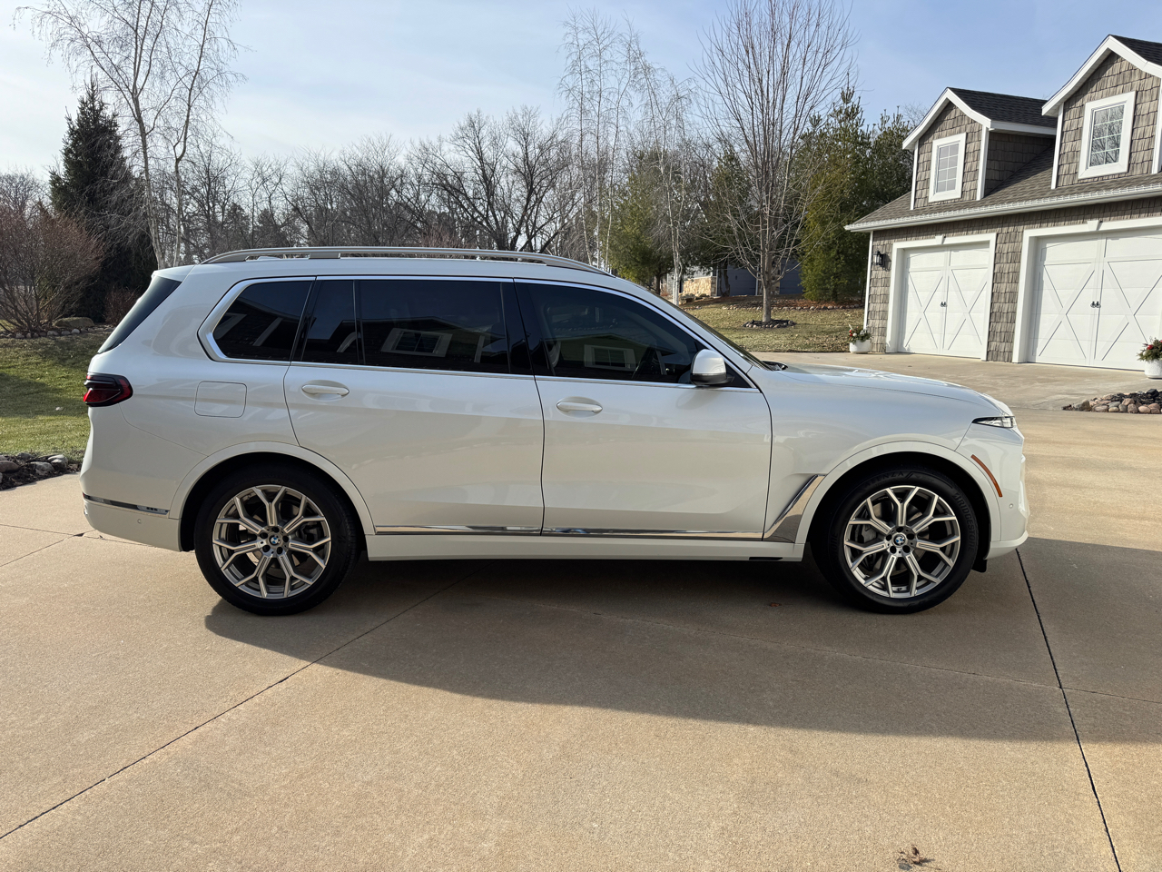 BMW X7 xDrive40i Sports Activity Vehicle 2024