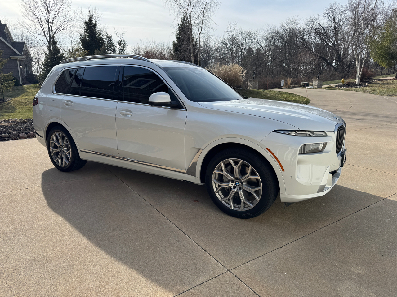 BMW X7 xDrive40i Sports Activity Vehicle 2024