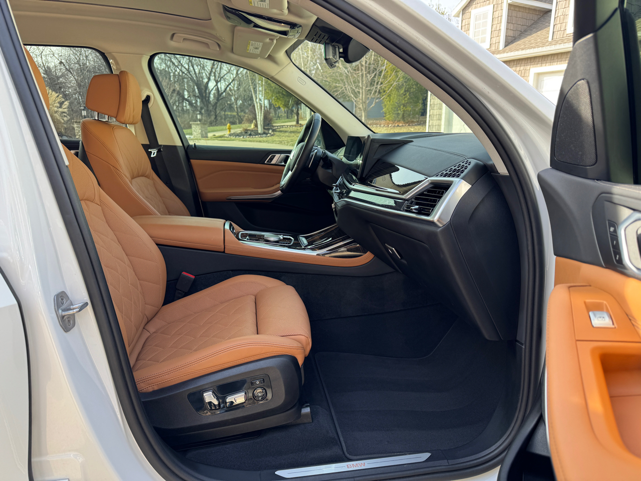 BMW X7 xDrive40i Sports Activity Vehicle 2024