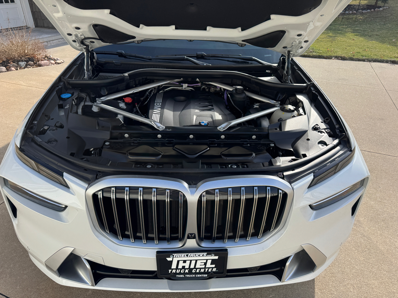 BMW X7 xDrive40i Sports Activity Vehicle 2024