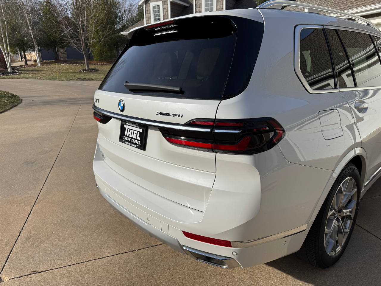 BMW X7 xDrive40i Sports Activity Vehicle 2024