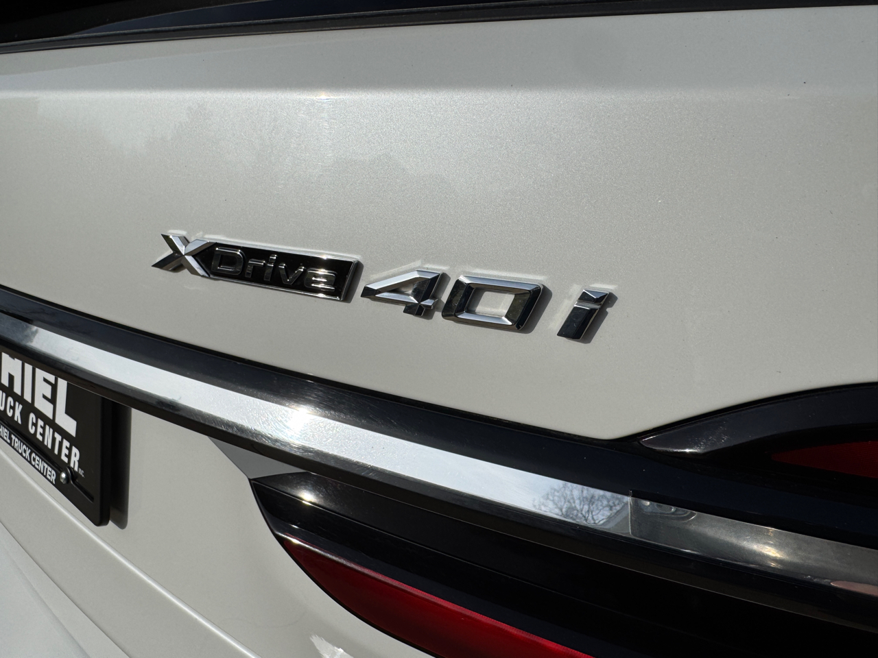 BMW X7 xDrive40i Sports Activity Vehicle 2024