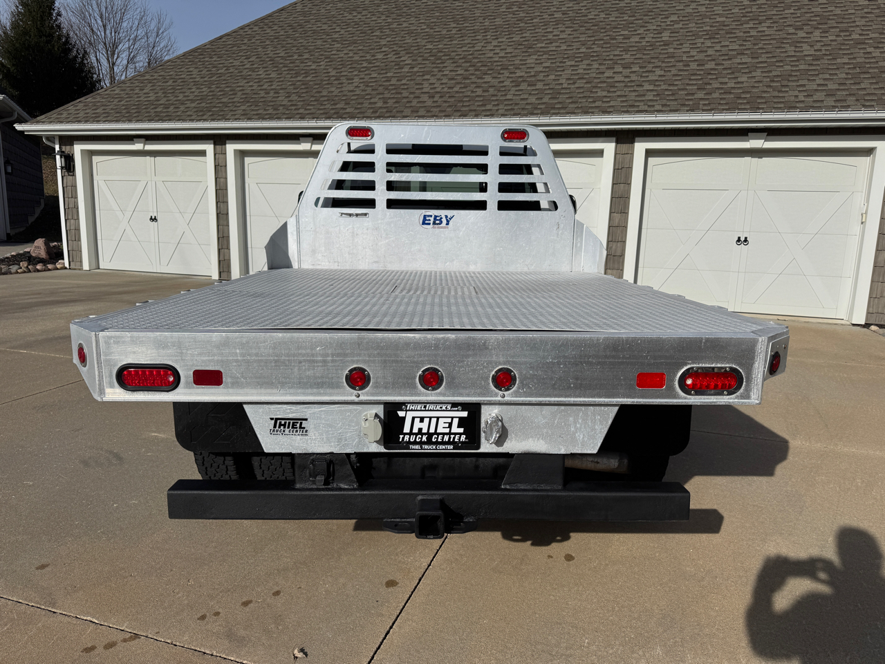 RAM 3500 4WD Reg Cab 143" WB 60" CA Tradesman 2015