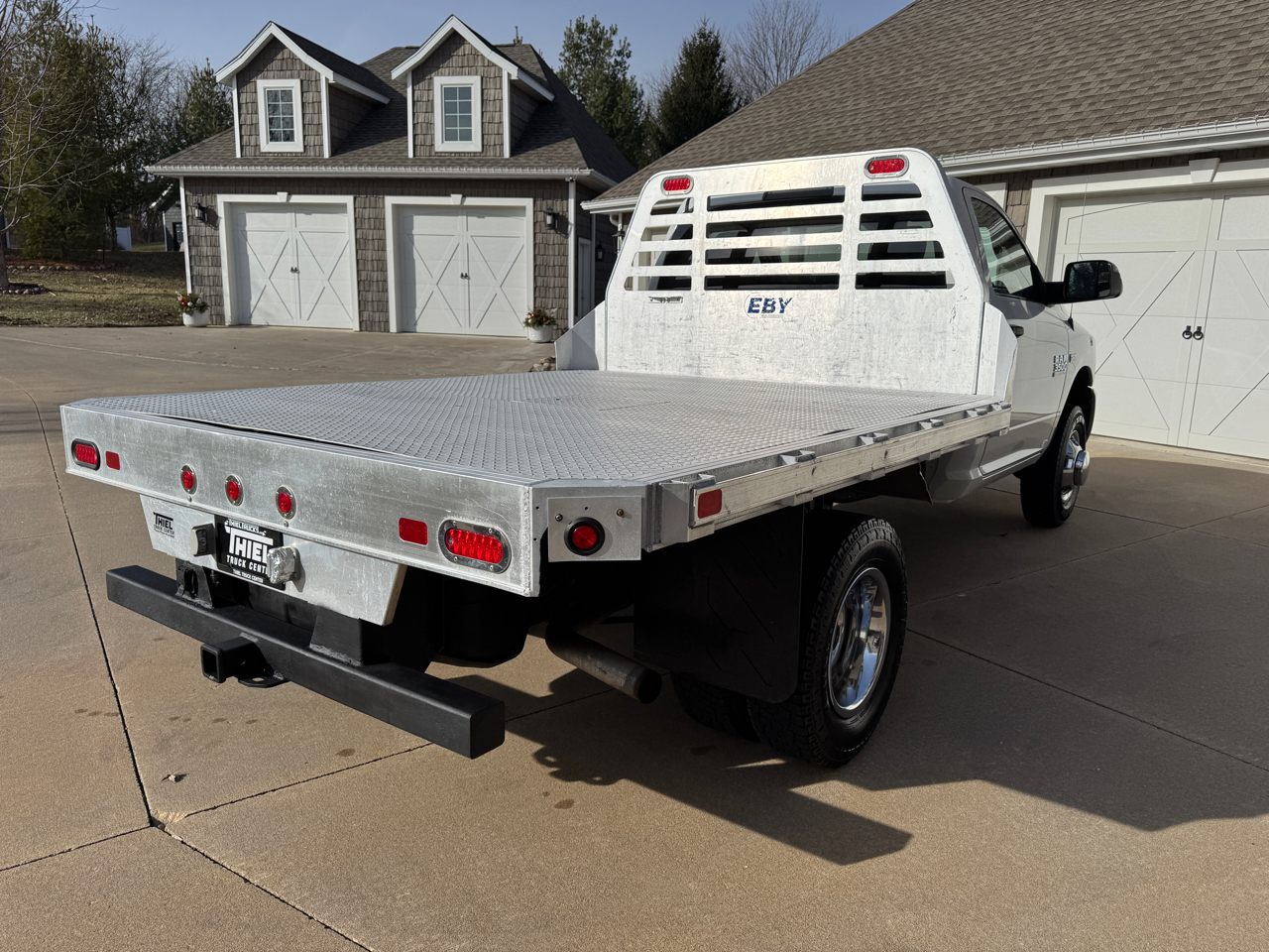 RAM 3500 4WD Reg Cab 143" WB 60" CA Tradesman 2015