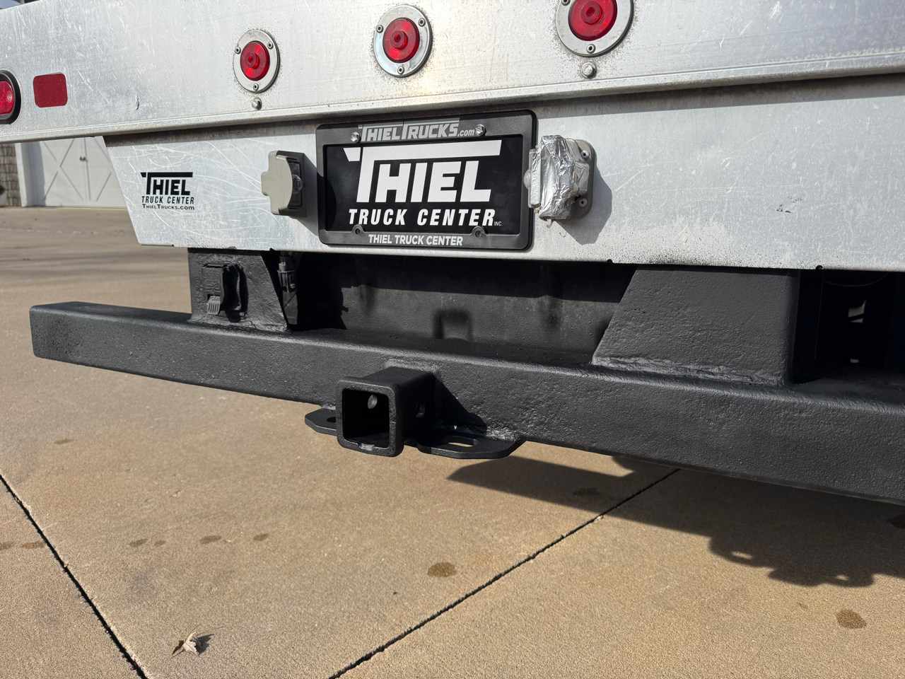 RAM 3500 4WD Reg Cab 143" WB 60" CA Tradesman 2015