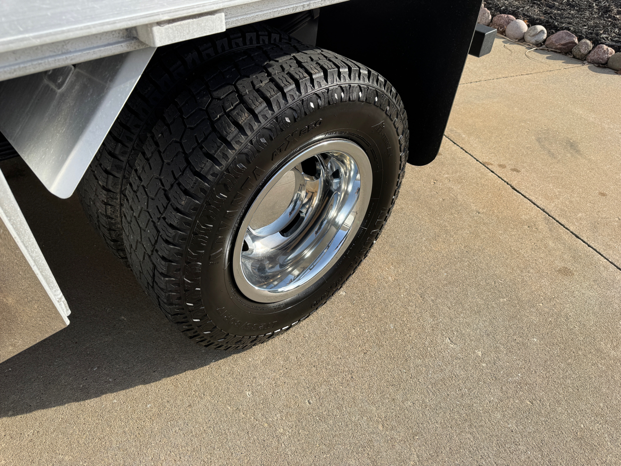 RAM 3500 4WD Reg Cab 143" WB 60" CA Tradesman 2015