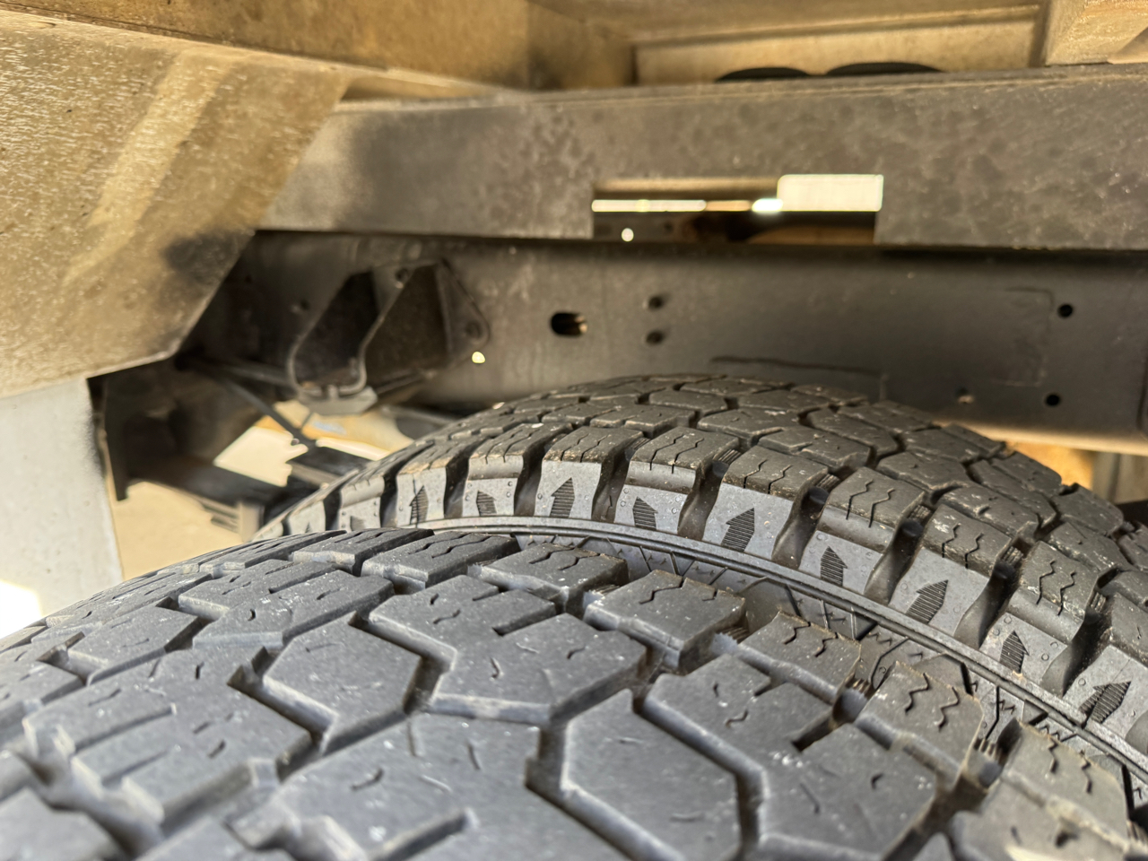 RAM 3500 4WD Reg Cab 143" WB 60" CA Tradesman 2015